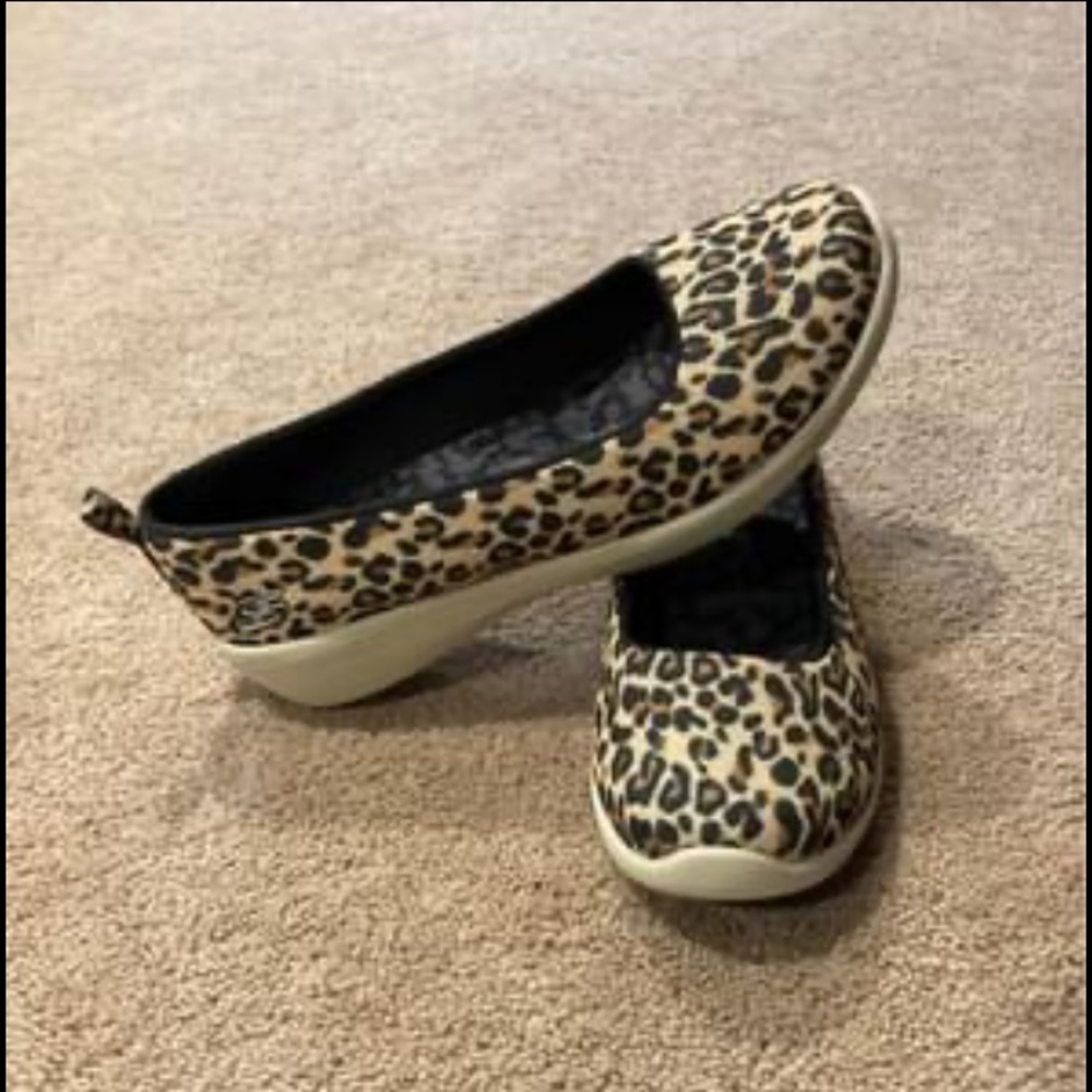 Skechers Like New Sz.8